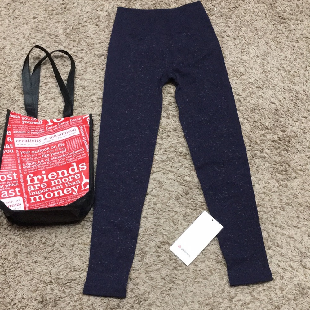 Lululemon free to flow 7/8 tight